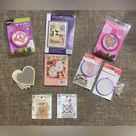 Cross Stitch Lot 8 Kits And 4 Wooden Hearts (Easter kit no thread) New Vintage - Picture 1 of 11